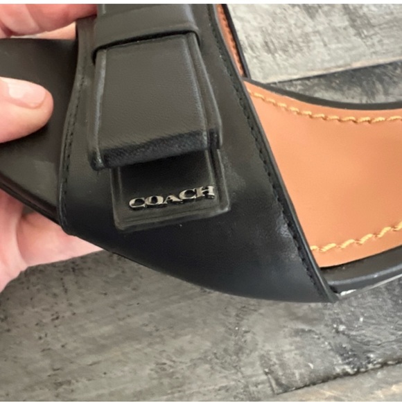 Coach shoes worn a few times - Picture 5 of 6